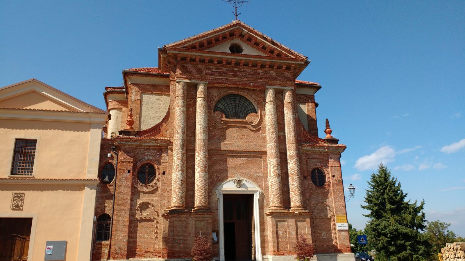 BRIAGLIA-CHIESA-DI-SANTA-CROCE