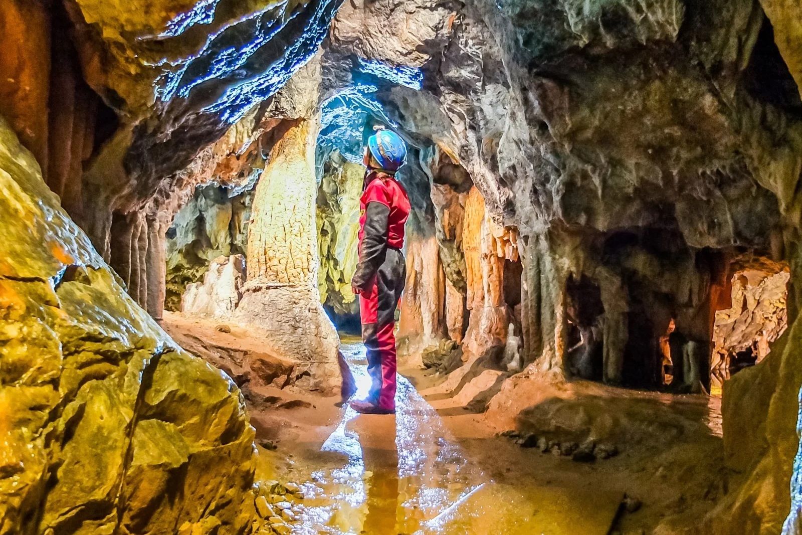 salottino-gotico-grotta-dei-dossi